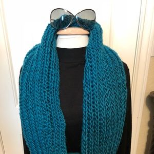 Infinity scarf. Beautiful color very warm